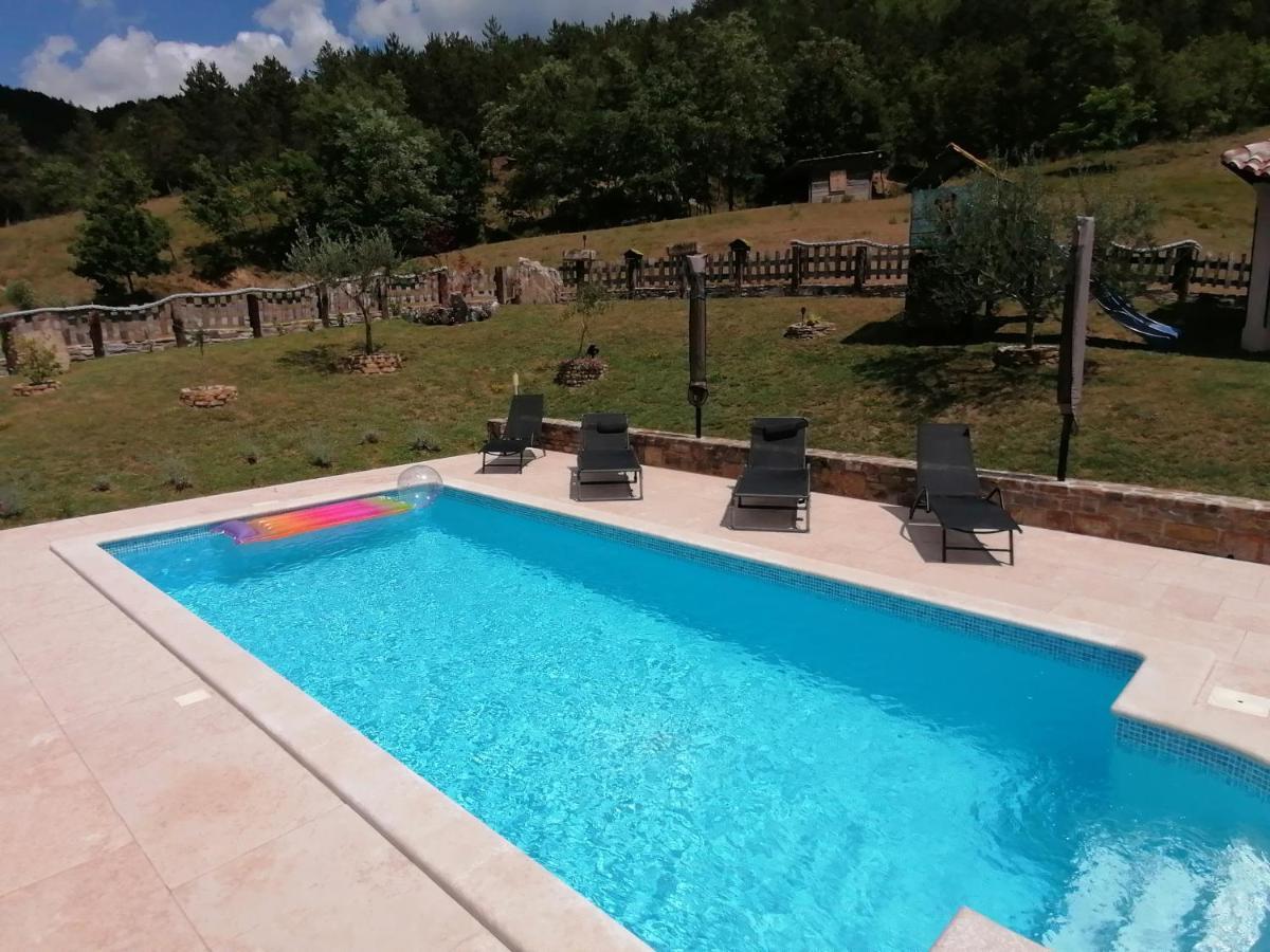 Holiday House Dol Cerovlje Экстерьер фото