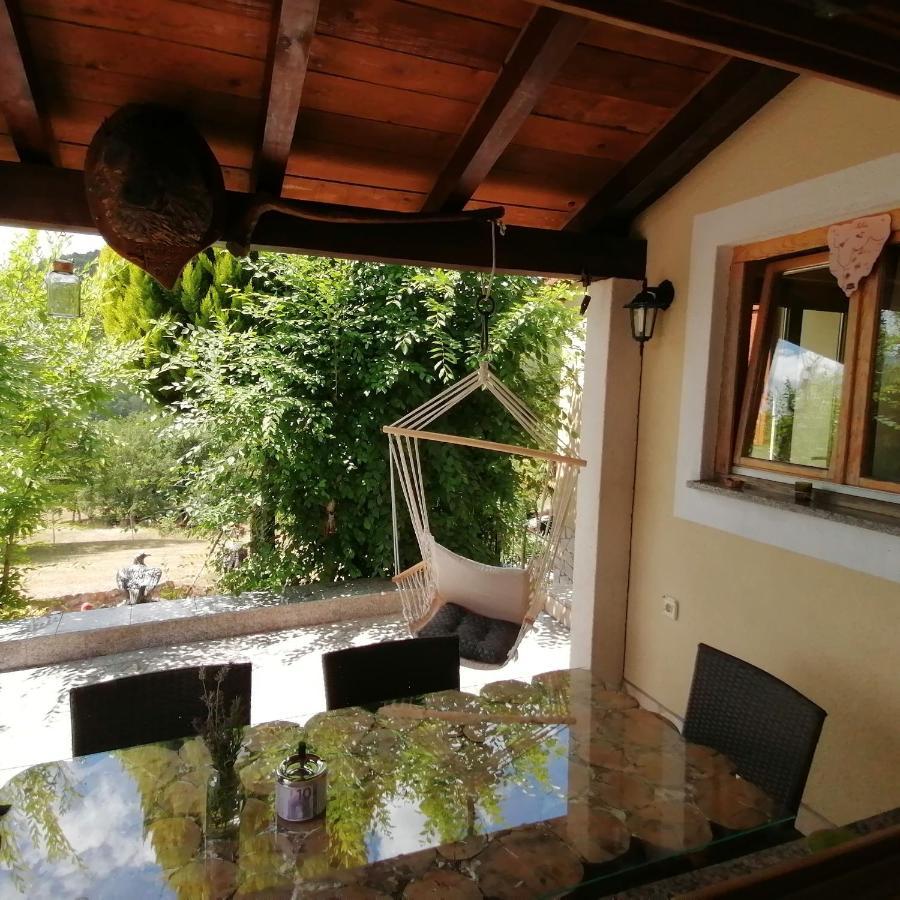 Holiday House Dol Cerovlje Экстерьер фото