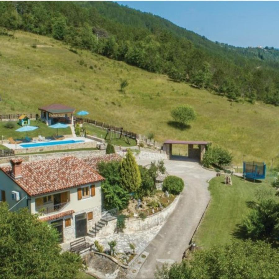 Holiday House Dol Cerovlje Экстерьер фото